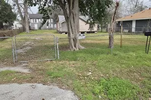 3013 Reid St, Houston, TX 77026 - Photo 1