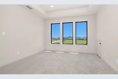 10902 Water Point Drive, Missouri City, TX 77459 - Photo 11