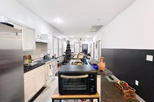 1217 Campbell St, Houston, TX 77009 - Photo 19