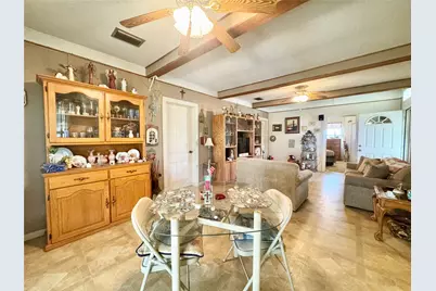 706 West Street, Yoakum, TX 77995 - Photo 9