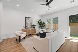 2706 Fox St, Houston, TX 77003 - Photo 13