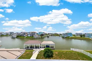 20719 E Sunset Bay Dr, Galveston, TX 77554 - Photo 39