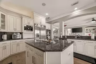 20719 E Sunset Bay Dr, Galveston, TX 77554 - Photo 15