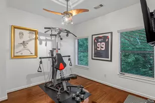 1045 Voight St, Houston, TX 77009 - Photo 37