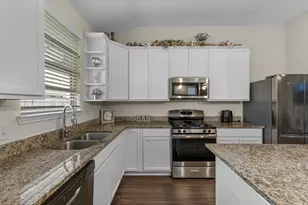 1004 Harvest Ln., Brenham, TX 77833 - Photo 9