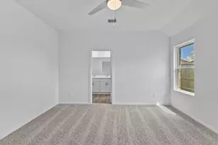 3025 Brizzo Bch Ln, Katy, TX 77493 - Photo 9