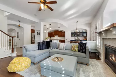 14 Middle Gate Place, The Woodlands, TX 77382 - Photo 9