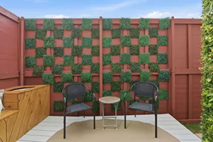 1119 W 17th St, Houston, TX 77008 - Photo 9