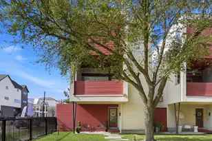 1119 W 17th St, Houston, TX 77008 - Photo 3