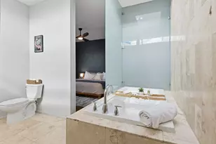 1119 W 17th St, Houston, TX 77008 - Photo 27