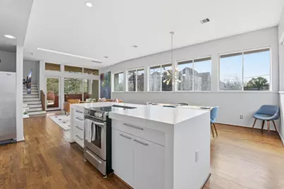 1119 W 17th Street, Houston, TX 77008 - Photo 1