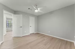 105 Eagle Rock Cir, The Woodlands, TX 77381 - Photo 31