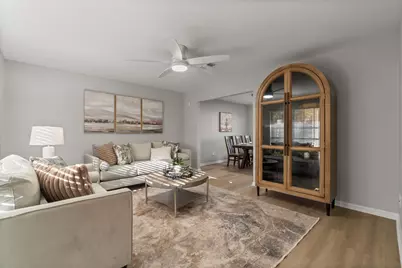 105 Eagle Rock Circle, The Woodlands, TX 77381 - Photo 7