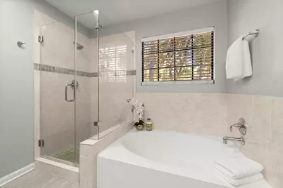 105 Eagle Rock Circle, The Woodlands, TX 77381 - Photo 25