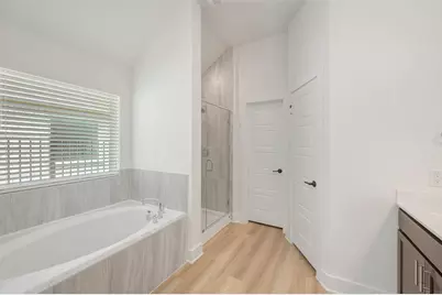 14009 Baikal Manor Drive, Santa Fe, TX 77510 - Photo 9