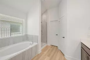 14009 Baikal Mnr Dr, Santa Fe, TX 77510 - Photo 9
