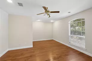 6414 Pinewood Trace Ln, Houston, TX 77041 - Photo 5