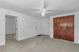 7938 Hammerly Blvd, Houston, TX 77055 - Photo 15