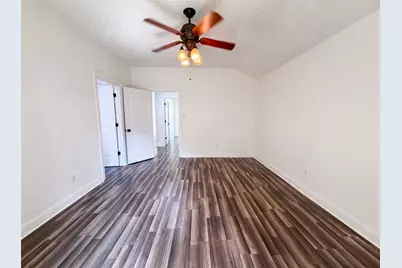 4011 Hunnington Drive, Conroe, TX 77303 - Photo 11