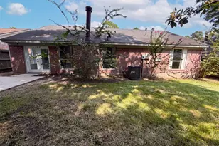 4011 Hunnington Dr, Conroe, TX 77303 - Photo 5