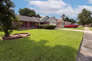 4011 Hunnington Dr, Conroe, TX 77303 - Photo 15