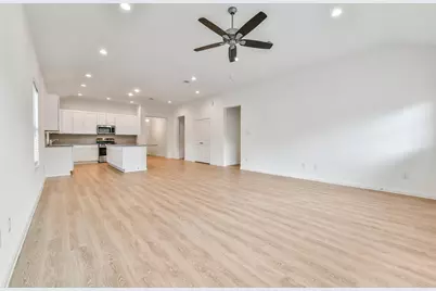 3914 Sugardale Street, Baytown, TX 77521 - Photo 7