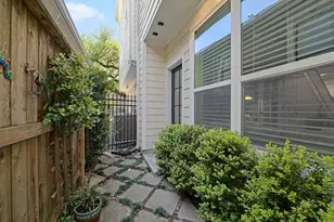 415 W 16th St, Houston, TX 77008 - Photo 23
