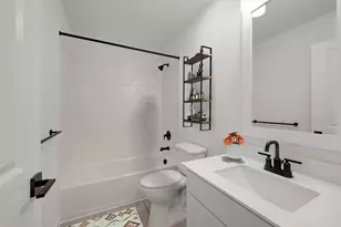 7834 Jade Crst Dr, Angleton, TX 77515 - Photo 23