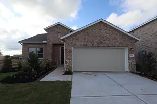 7834 Jade Crst Dr, Angleton, TX 77515 - Photo 3