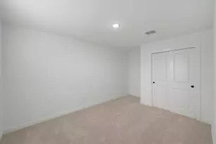7834 Jade Crst Dr, Angleton, TX 77515 - Photo 23