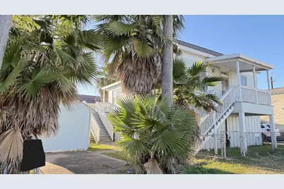 709 38th Street, Galveston, TX 77550 - Photo 1