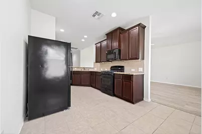 24634 Lakecrest Creek Drive, Katy, TX 77493 - Photo 13