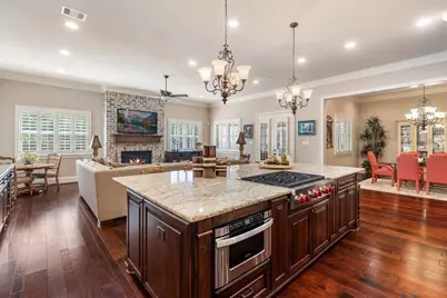 108 McGoey Circle, The Woodlands, TX 77384 - Photo 17