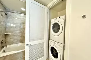 2303 Mid Ln, Houston, TX 77027 - Photo 5