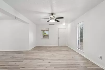10803 Sageriver Drive, Houston, TX 77089 - Photo 29