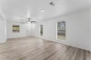 10803 Sageriver Dr, Houston, TX 77089 - Photo 27