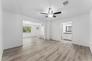 10803 Sageriver Dr, Houston, TX 77089 - Photo 31