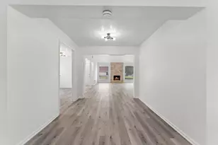 10803 Sageriver Dr, Houston, TX 77089 - Photo 23