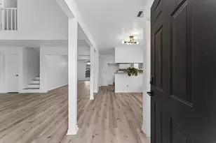 10803 Sageriver Dr, Houston, TX 77089 - Photo 7