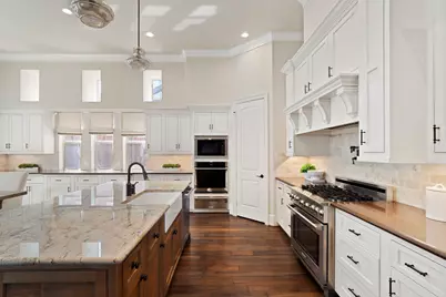 622 Pink Azalea Trail, Houston, TX 77079 - Photo 11