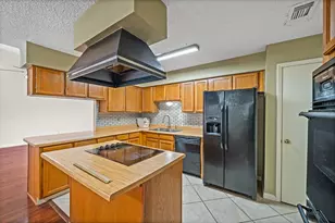 10714 Sherburne Dr, Houston, TX 77072 - Photo 13