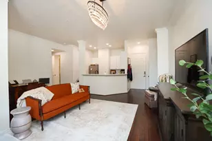 2400 S McCue Rd, Houston, TX 77056 - Photo 11