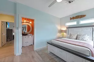 858 E Rd, Crystal Beach, TX 77650 - Photo 41