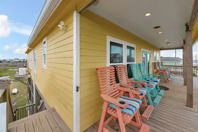 858 East Road, Crystal Beach, TX 77650 - Photo 23