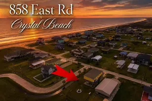 858 E Rd, Crystal Beach, TX 77650 - Photo 47