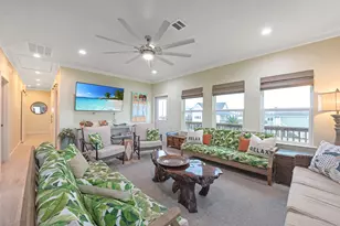 858 E Rd, Crystal Beach, TX 77650 - Photo 27