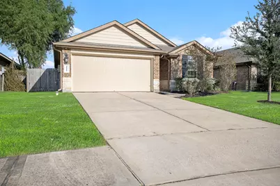 4027 Spurwing Lane, Baytown, TX 77521 - Photo 3