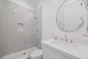 1315 Gardenia Dr, Houston, TX 77018 - Photo 37