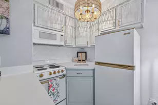 6102 Seawall Blvd, Galveston, TX 77551 - Photo 3