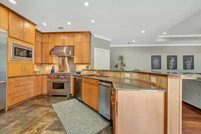 15510 Greens Cove Way, Houston, TX 77059 - Photo 31